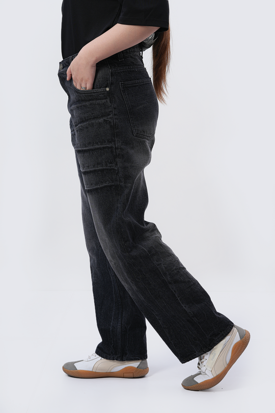 BLACK JEANS